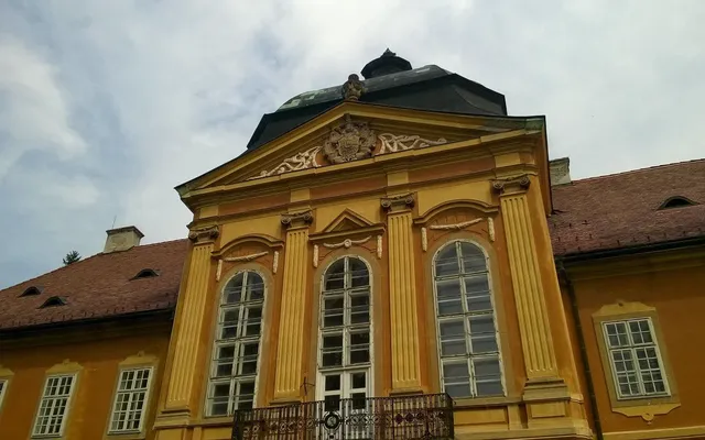 Замок в Бюккёсд