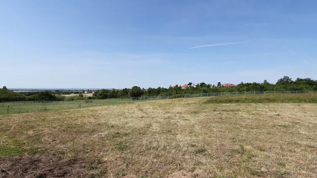 Земельный участок в Черсегтомай