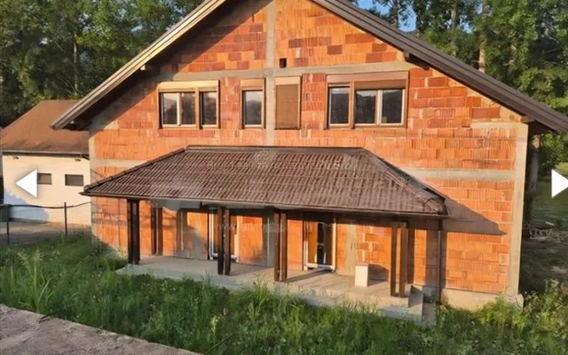Дом в Сербия