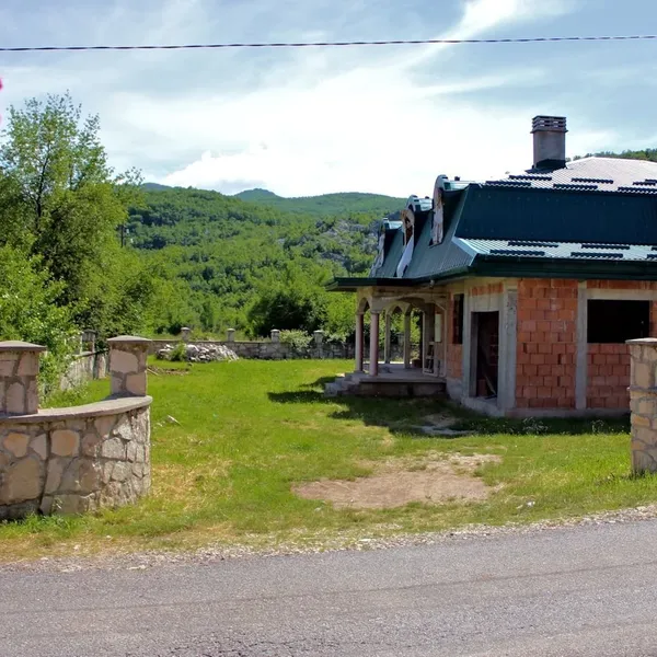 Вилла в Цетине, фото 1