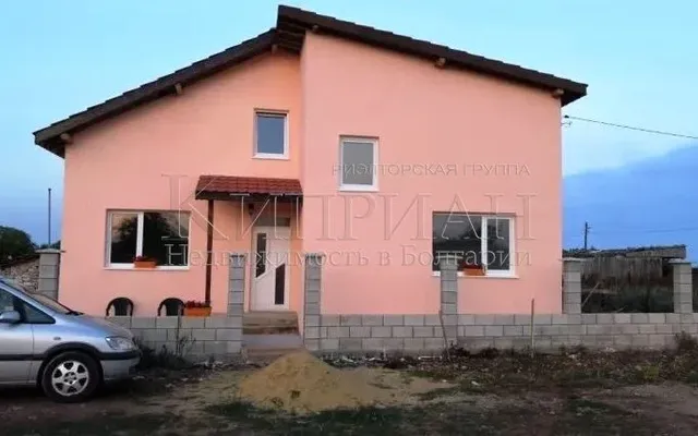 Дом в Балчик