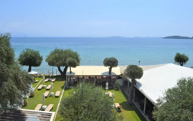 Отель в Corfu