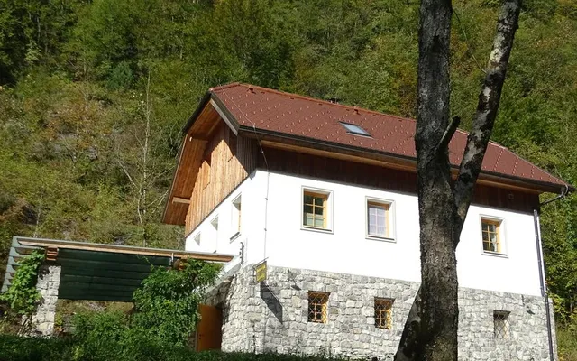 Отель в Кочевье