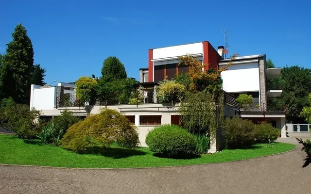 Вилла в Арона