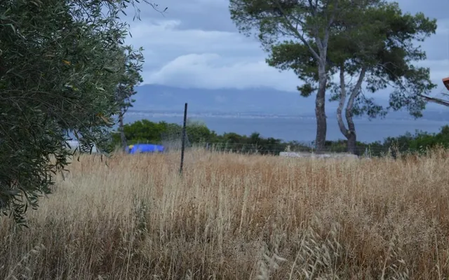 Земельный участок в Loutraki - Perachora
