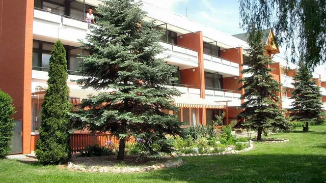 Отель в Залакарош