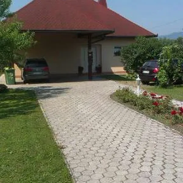 Дом в Целе, фото 1