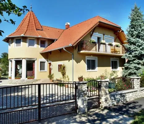 Вилла в Хевиз