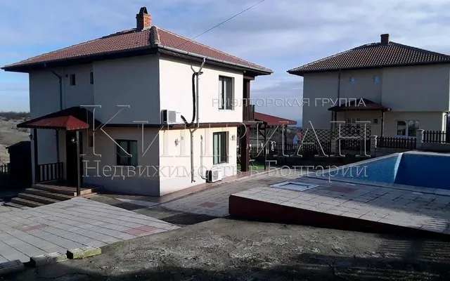 Дом в Варна