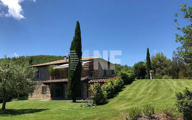 Вилла в Понте d'Arbia