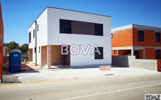 Дом в Вир