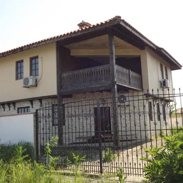 Отдельный дом в Приселци, фото 1