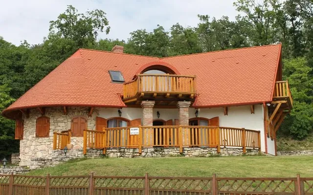 Вилла в Дьенешдиаш