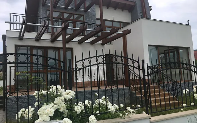 Вилла в Святой Влас