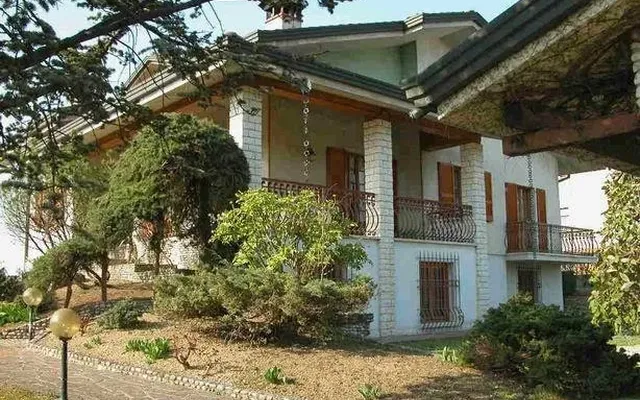 Вилла в Поццоленго