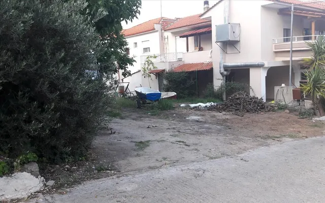 Земельный участок в Полийирос