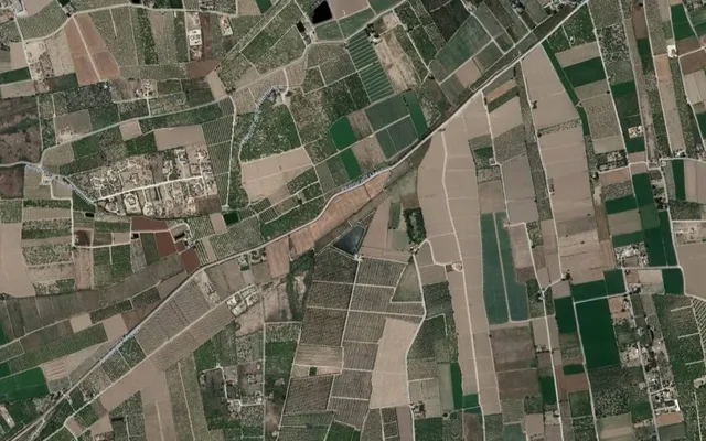 Земельный участок в Альморади