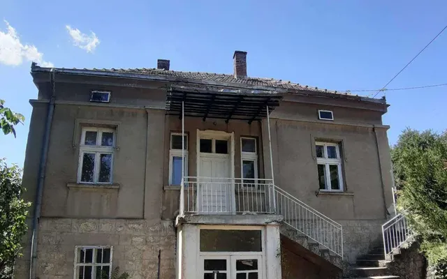 Дом в Сербия