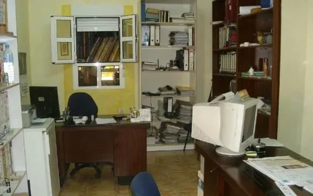 Офис в Кревильенте