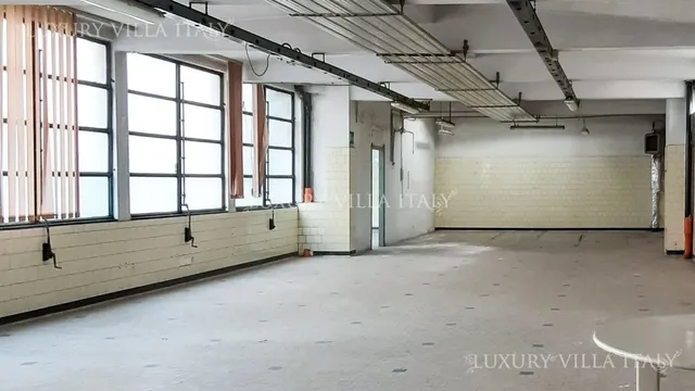 Завод / Фабрика в Милан