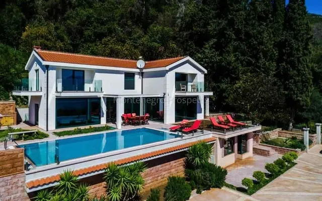 Вилла в Дженовичи