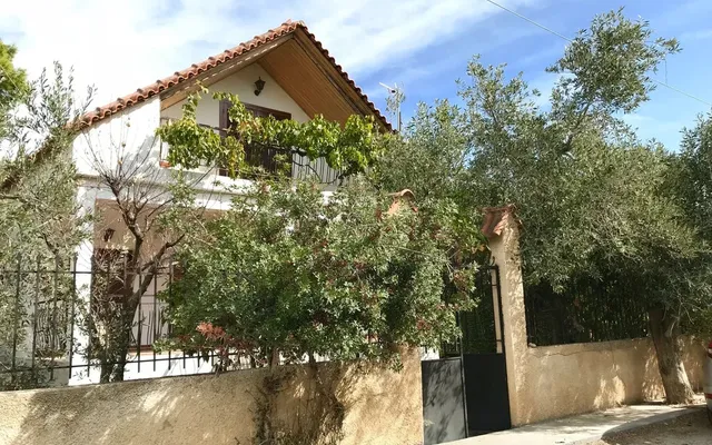 Отдельный дом в Loutraki - Perachora