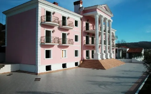 Дом в Копер