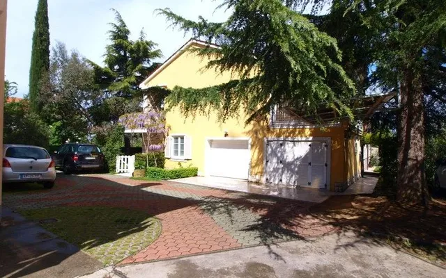 Квартира в Изола