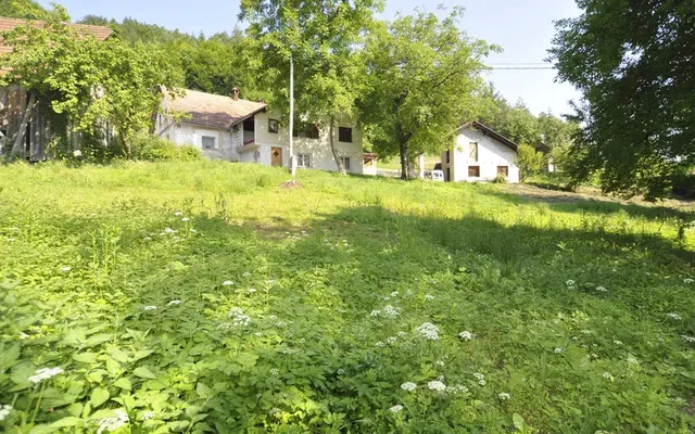 Земельный участок в Шкофльица
