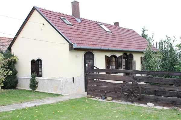 Отдельный дом в Залаапати