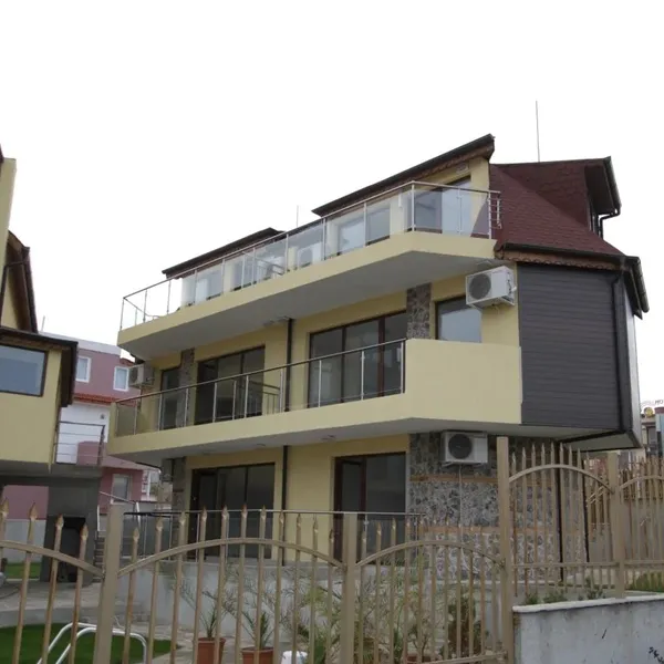 Квартира в Созополь, фото 1