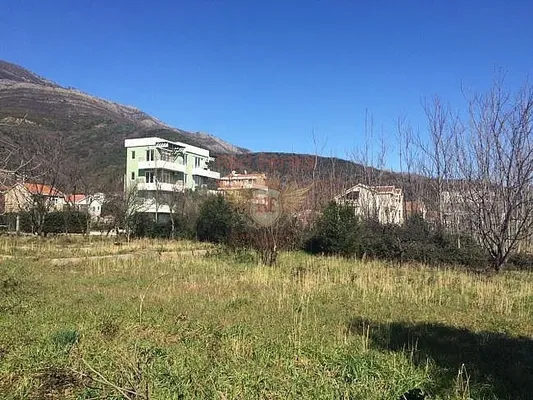 Земельный участок в Биджела