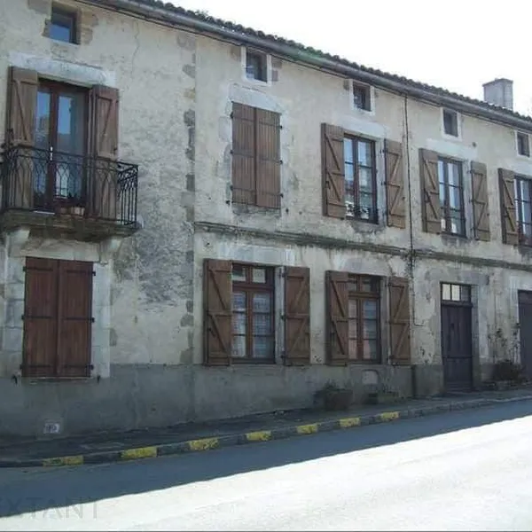 Дом в Nouvelle-Aquitaine, фото 1