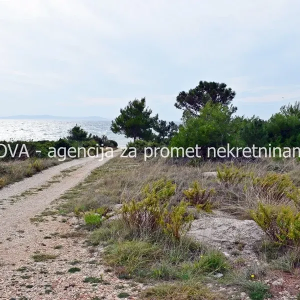 Земельный участок в Вир, фото 1