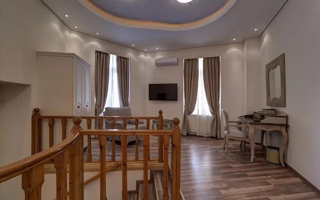 Отель в Афины