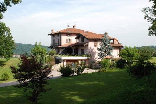 Вилла в Варе