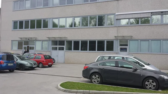 Коммерческая недвижимость в Трзин