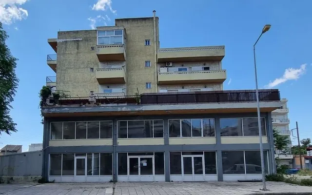 Коммерческая недвижимость в Евосмос