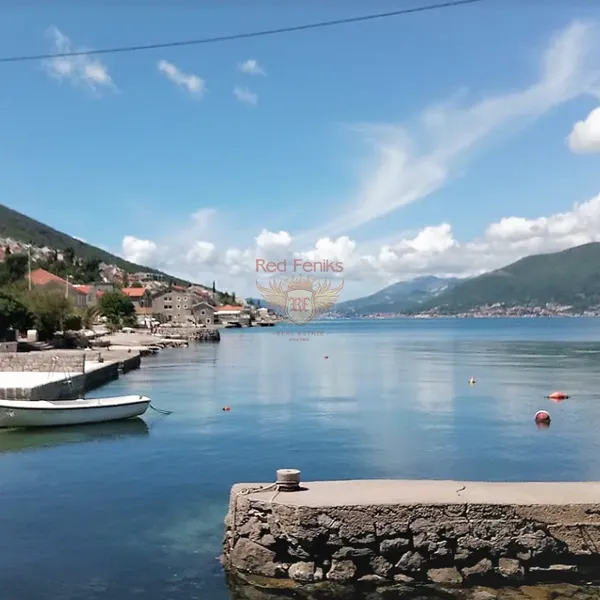 Дом в Крашичи, фото 1