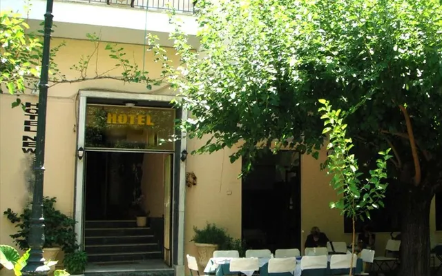 Отель в National Bank of Greece