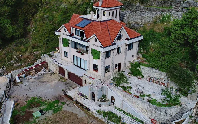 Вилла в Черногория