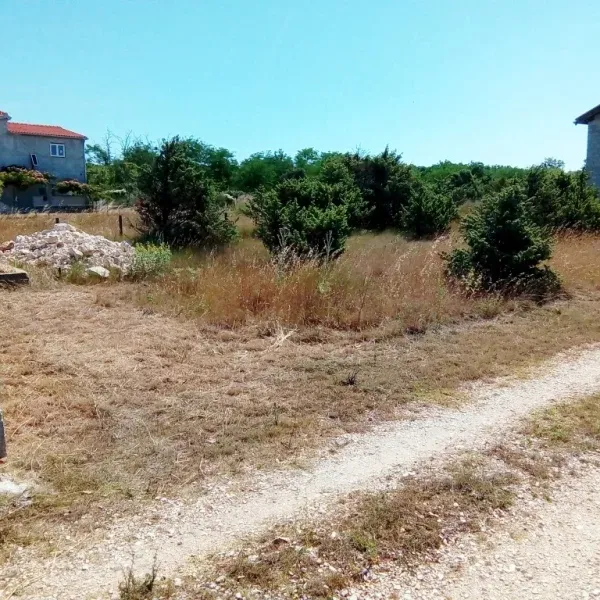Земельный участок в Нин, фото 1
