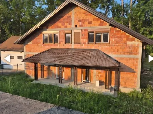 Дом в Сербия