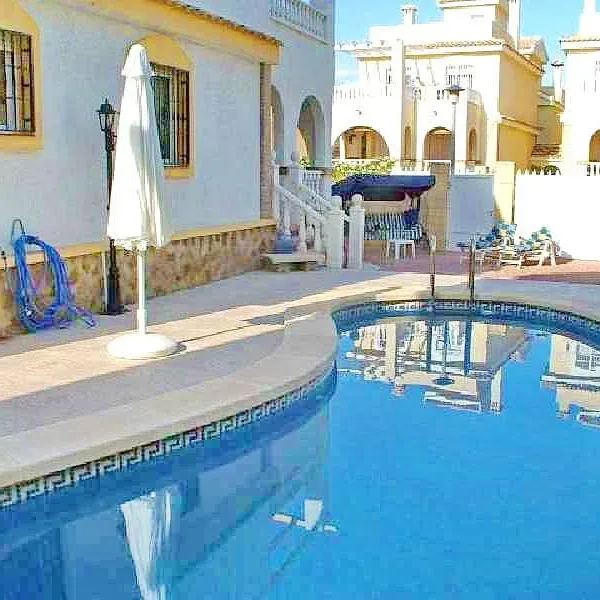 Вилла в Аликанте, фото 1