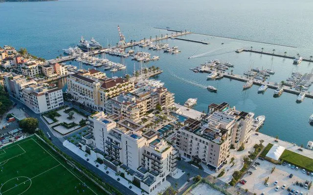 Квартира в Черногория