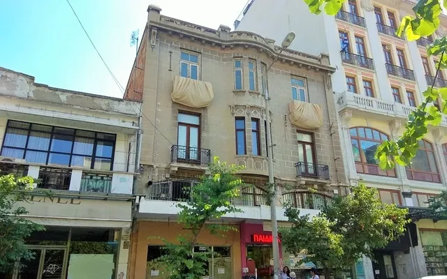 Коммерческая недвижимость в European Centre for the Development of Vocational Training