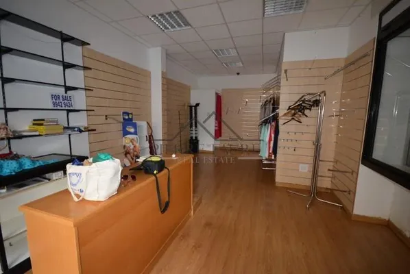 Коммерческая недвижимость в Гзира