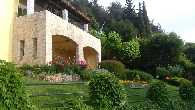 Отдельный дом в Archaeological Museum of Filippoi