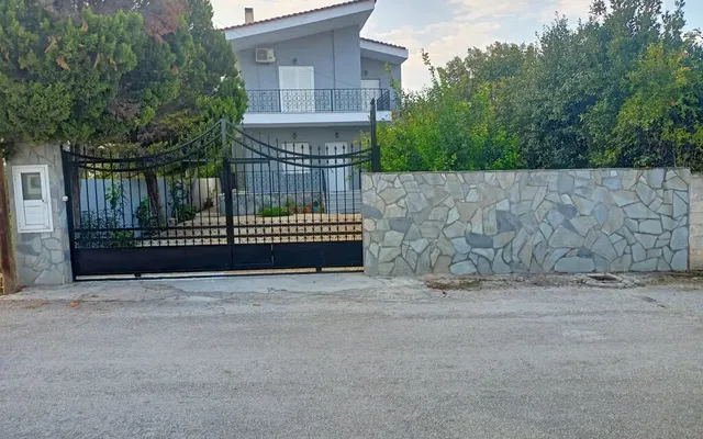 Отдельный дом в Municipality of Velo and Vocha