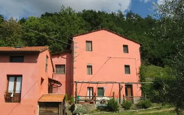 Отдельный дом в Багни ди Лукка